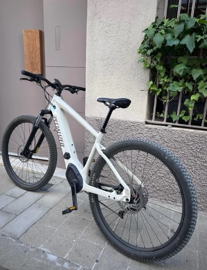 Ako nový v záruke Specialized Turbo Tero 3.0 veľ.L,