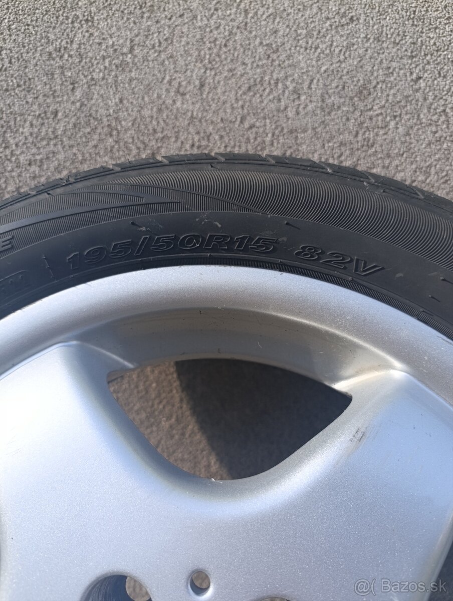 Elektrony s pneumatikami 195/50R150