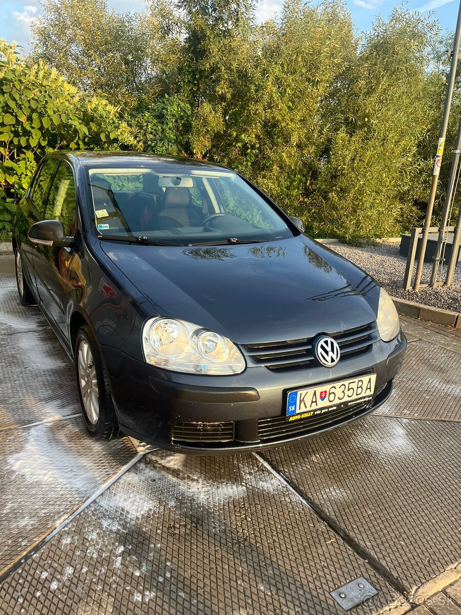 Volkswagen golf 5