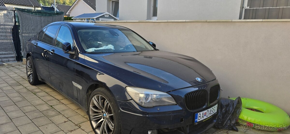 BMW 750i 2009