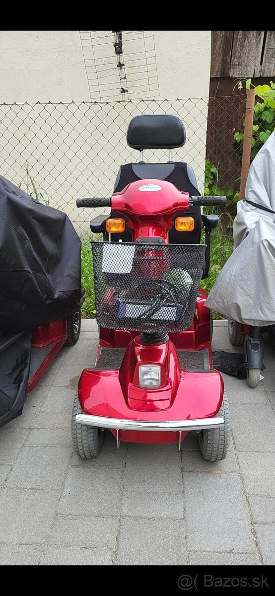 Elektrický invalidný vozík skúter moped pre seniorov