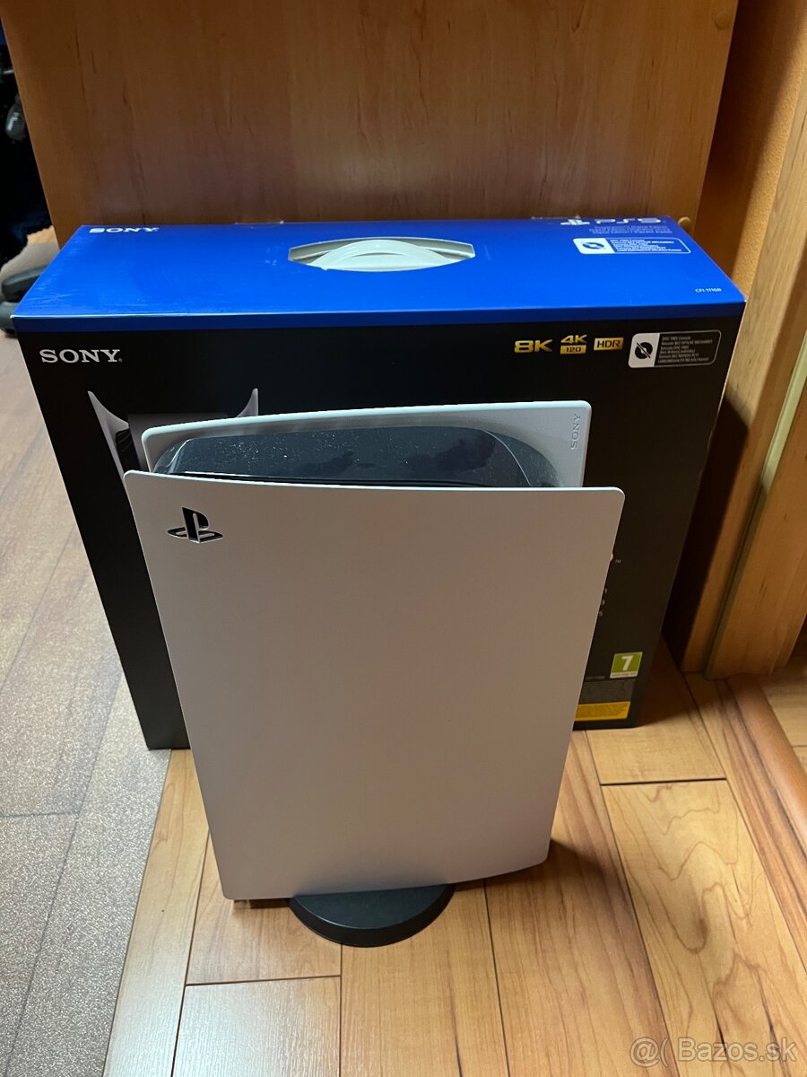 Predám Playstation 5 Digital 500GB + 2TB