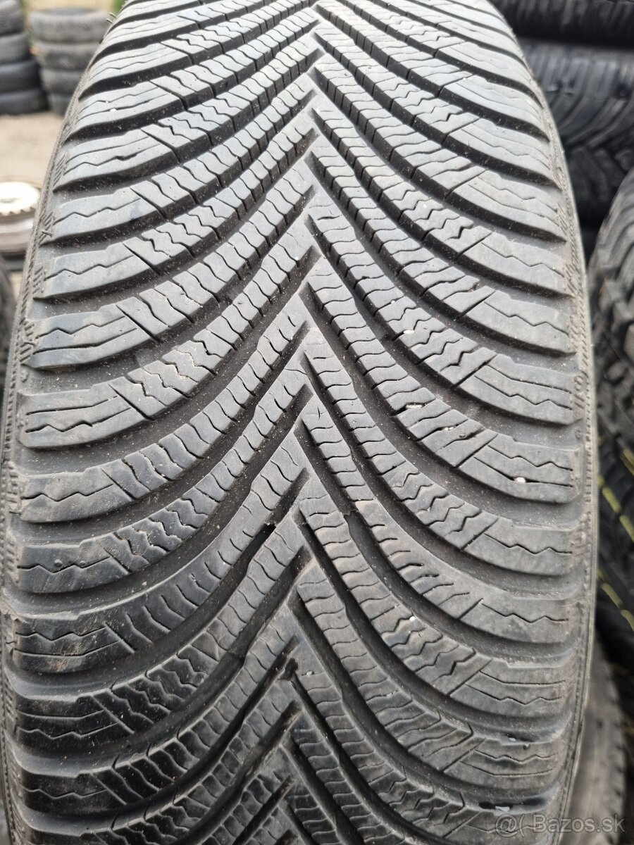 205/60R16