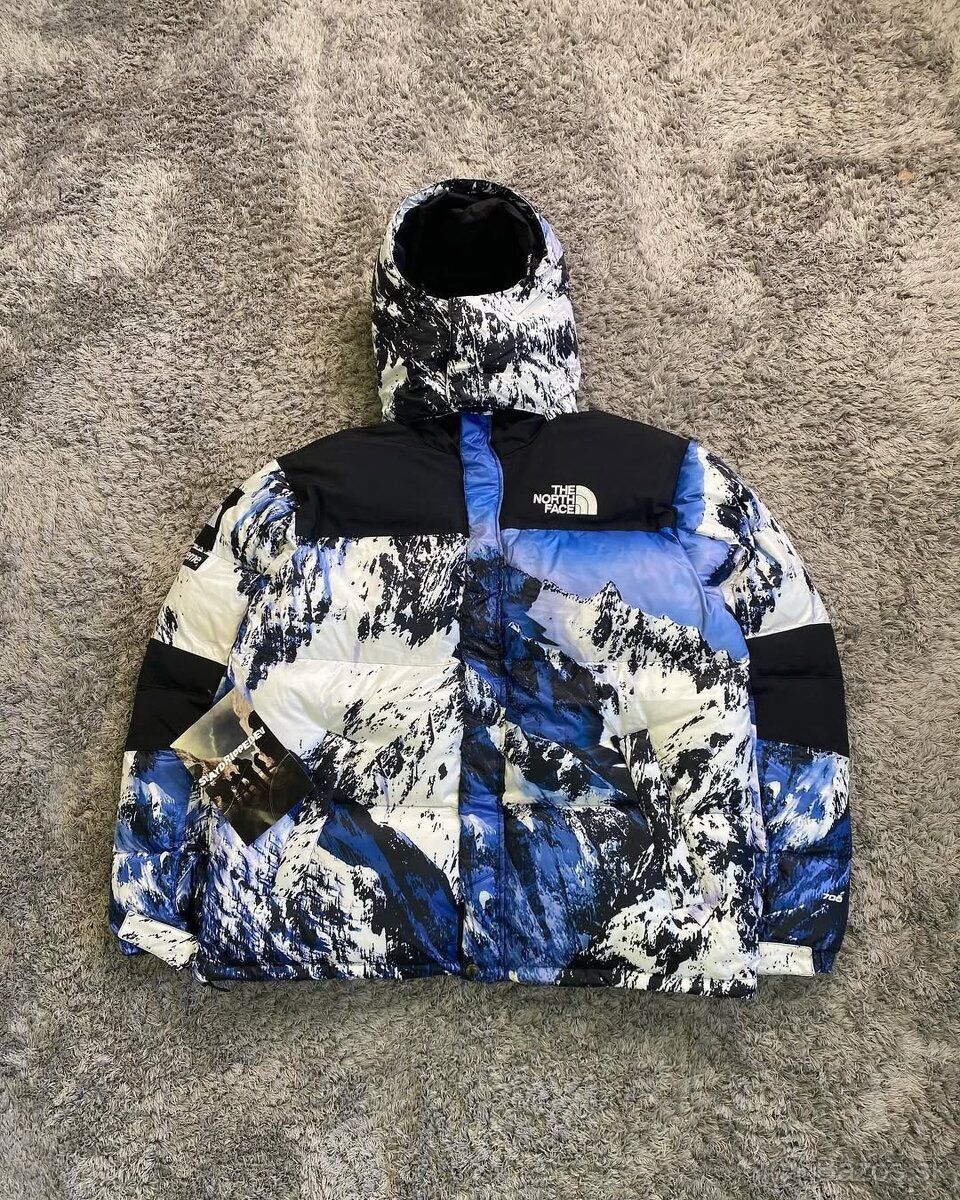 The North Face x Supreme Puffer Jacekt – Mountains