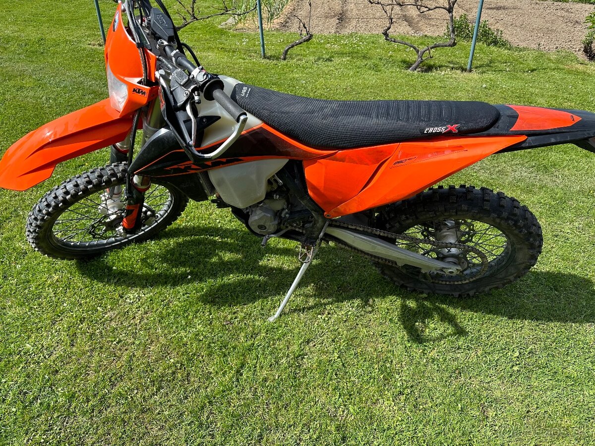 Predám Ktm exc-f 250, model 2020, TP + ŠPZ