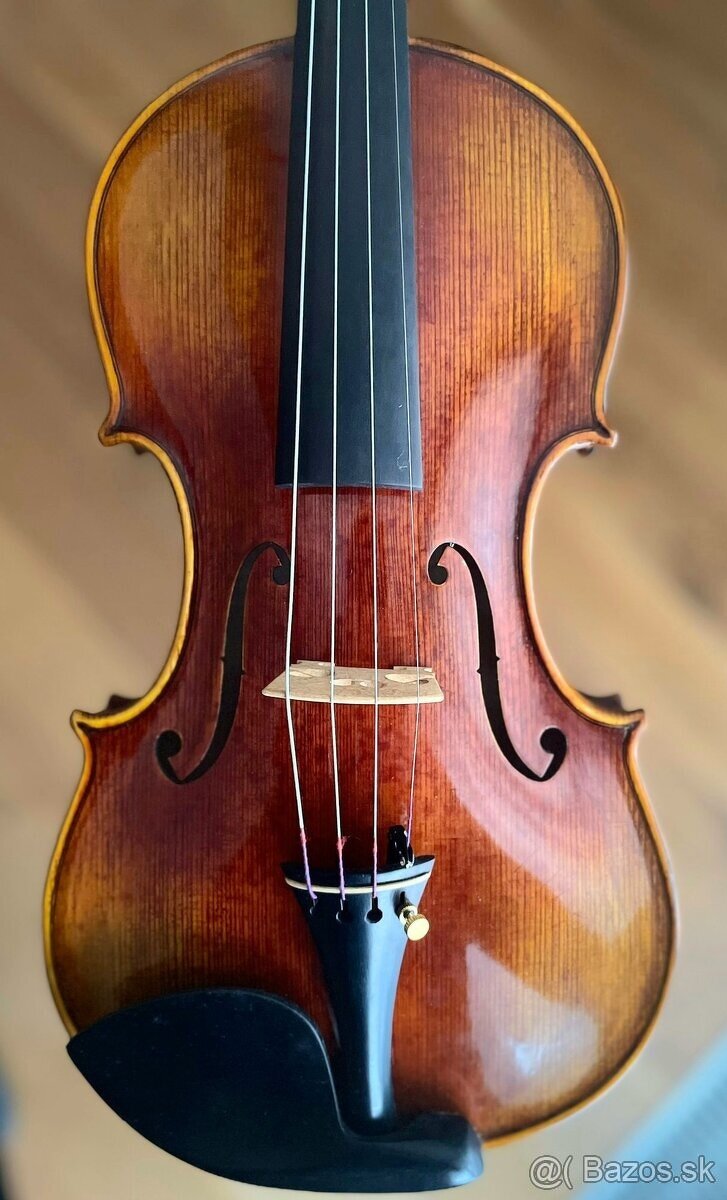 husle 4/4 Stradivari " Lady Harmsworth 1703" model