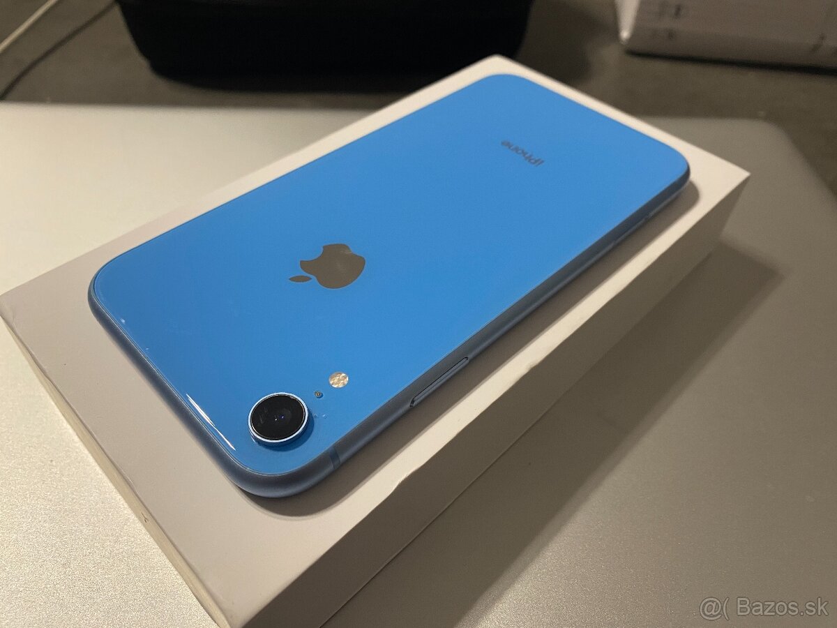 iPhone XR 64Gb Modrý