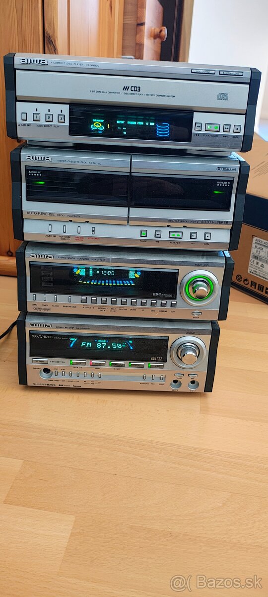 Aiwa xr-avh1200