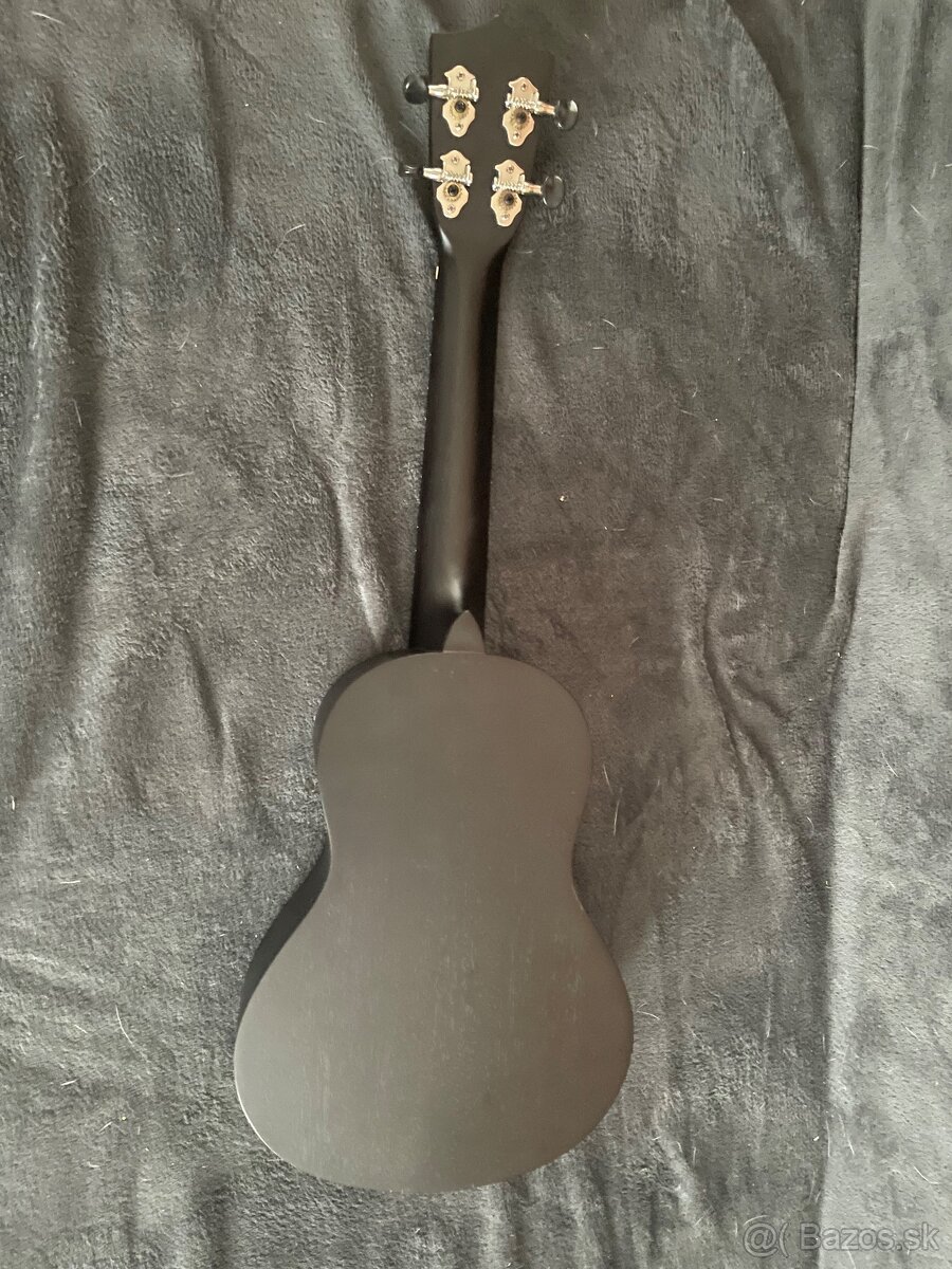 Koncertné Veston ukulele