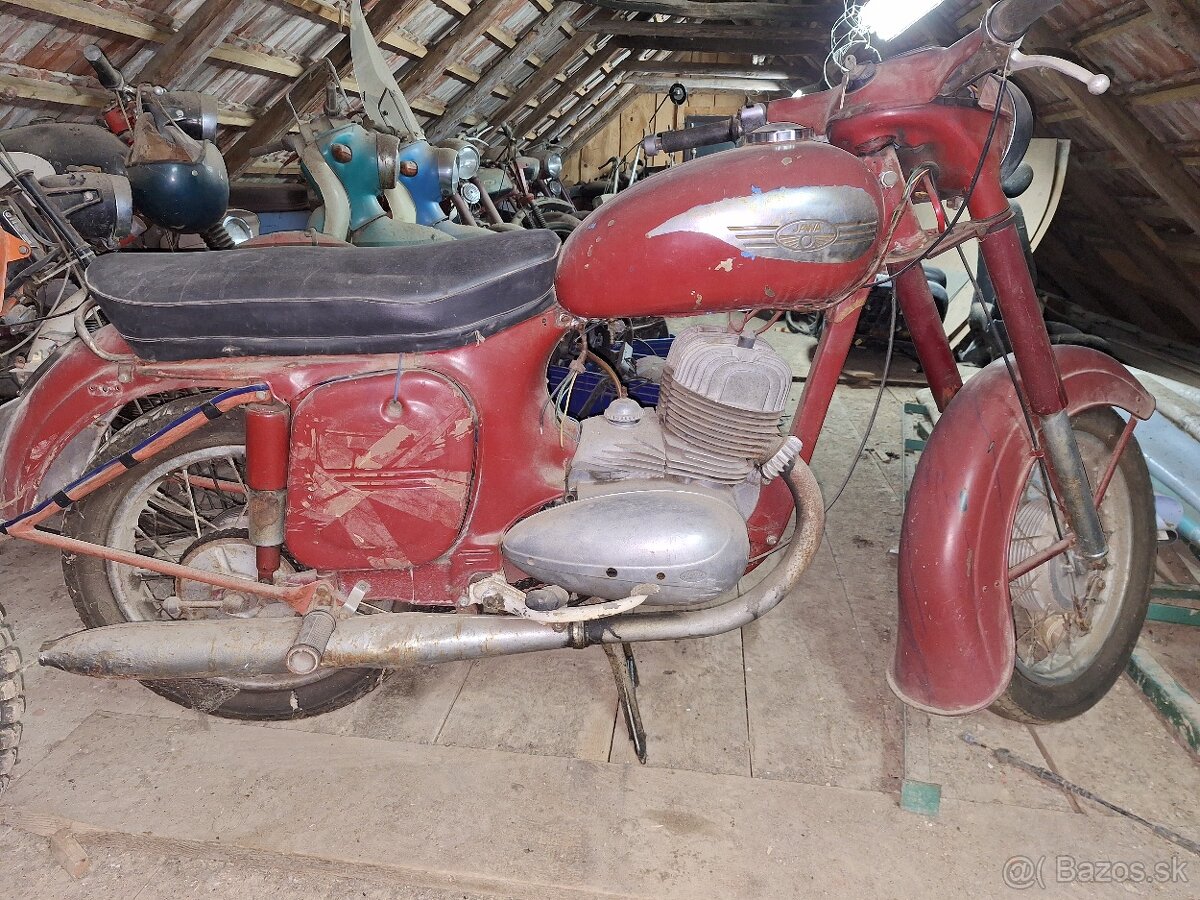 Jawa 350/360 Panelka