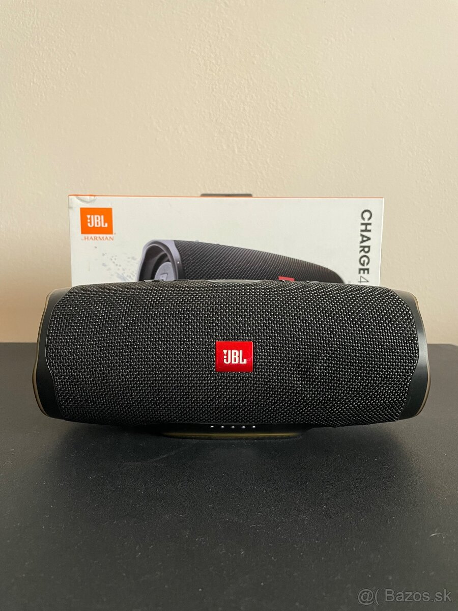 JBL Charge 4