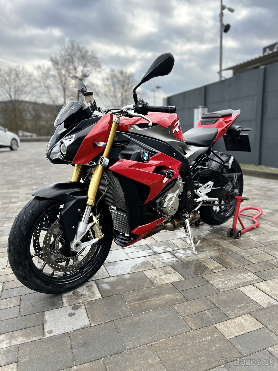 BMW S1000r