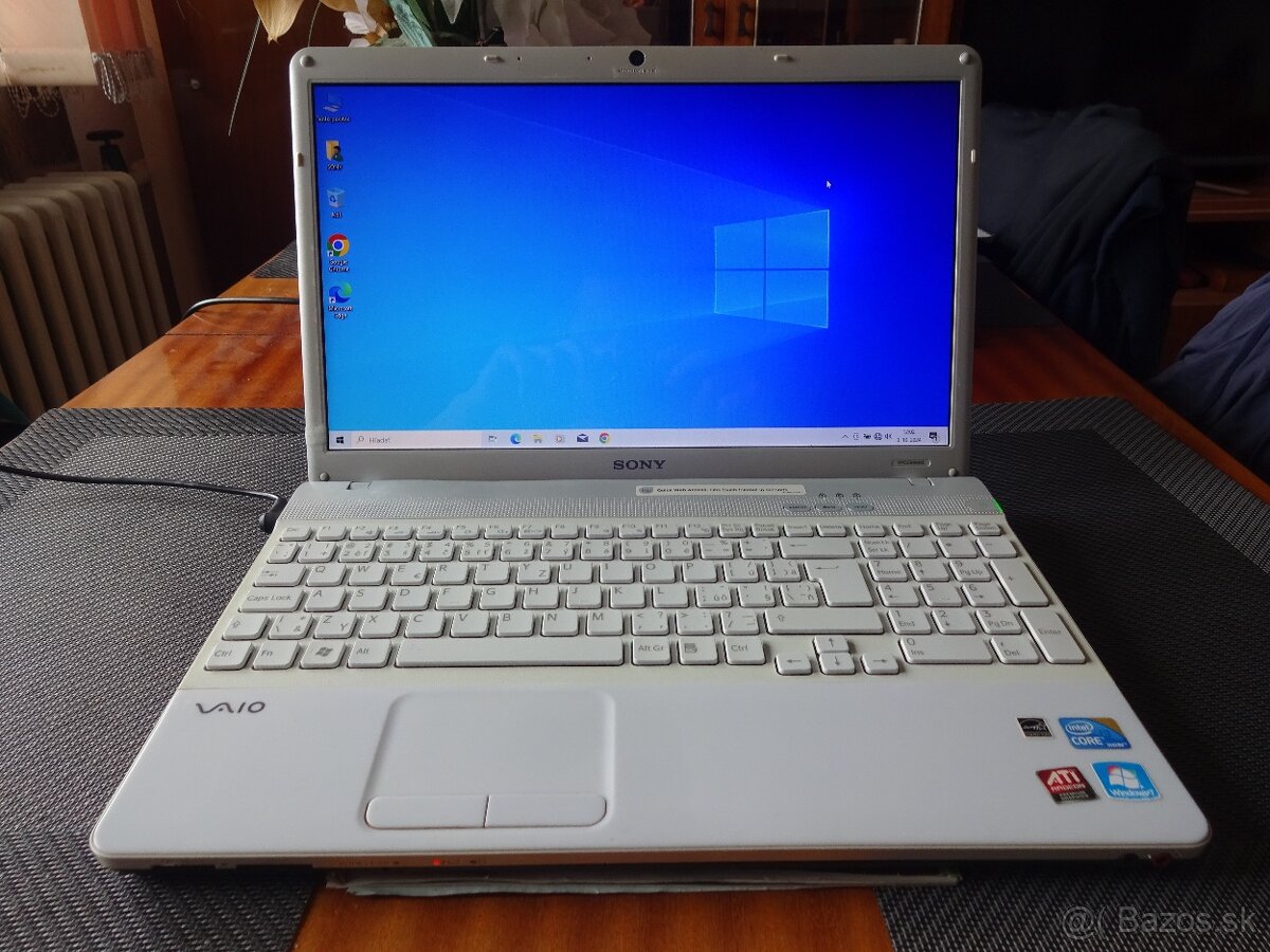 Predam znackovy notebook Sony Vaio