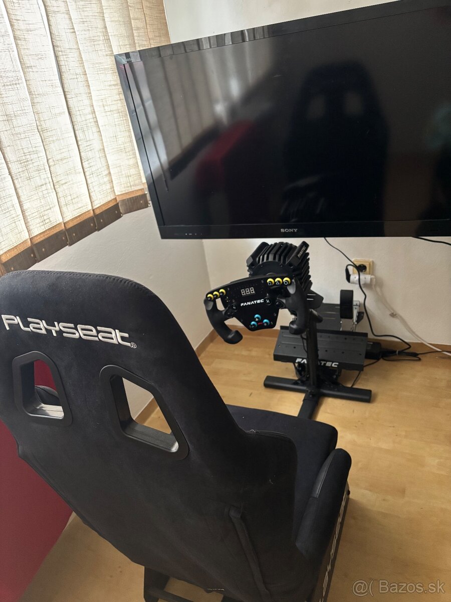 Fanatec Simulator + Playseat