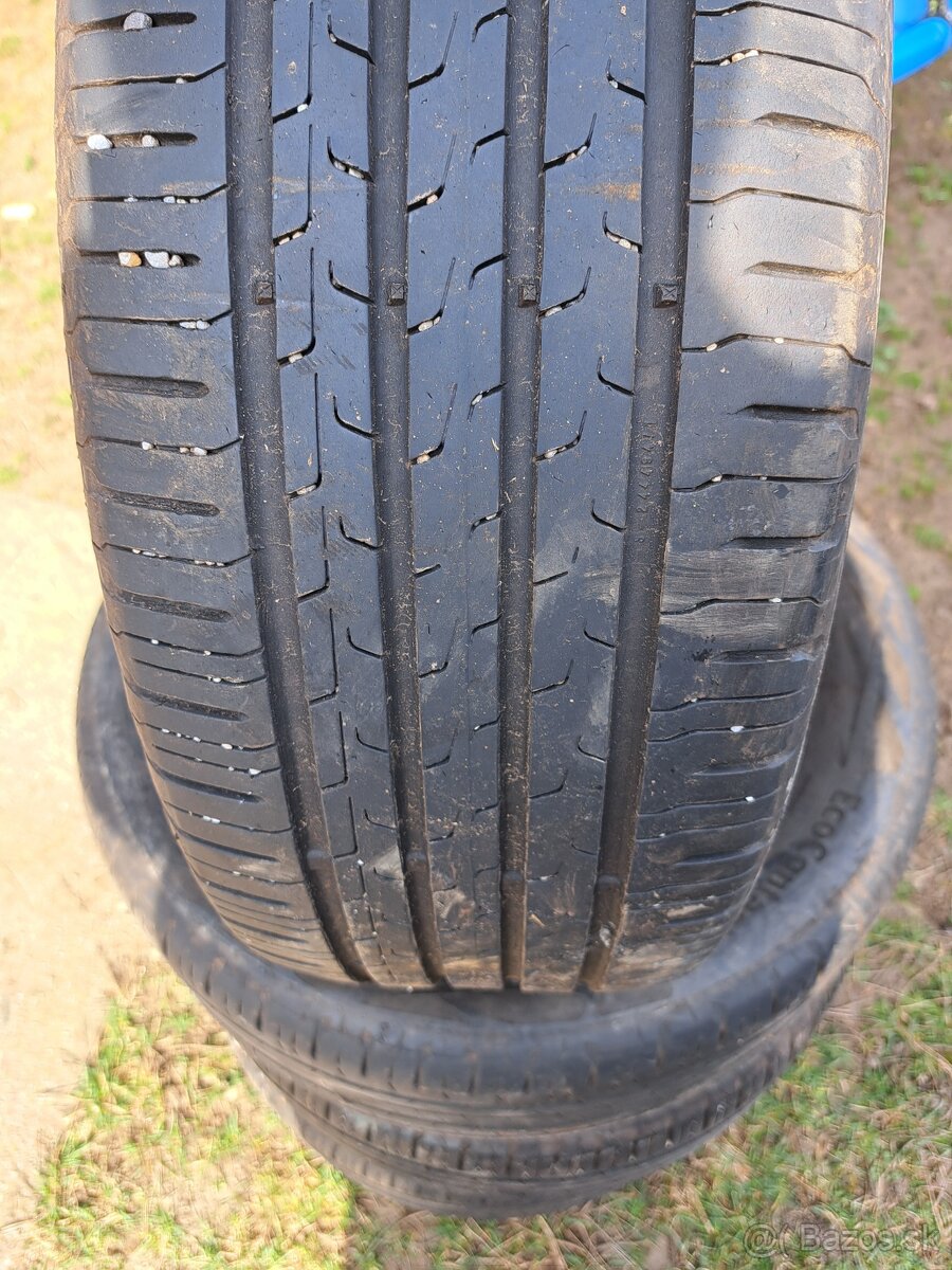 Predám letné Continental 205/55/R16 V