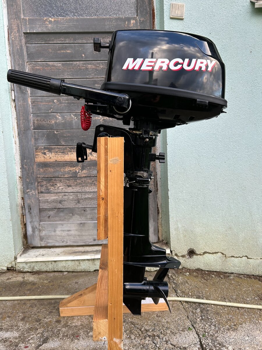 Lodný motor Mercury 5HP