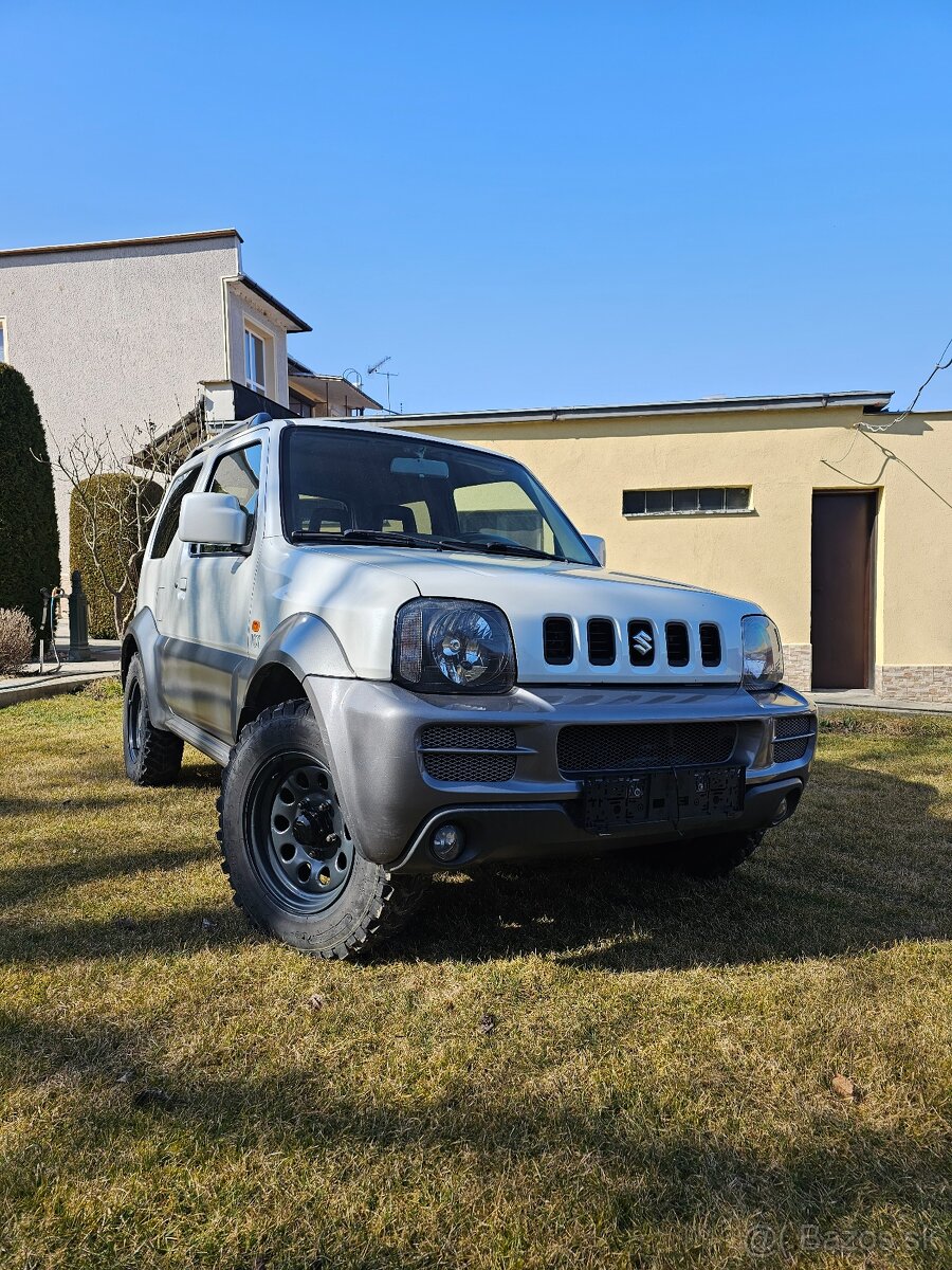 SUZUKI JIMNY 4x4, 1.3 benzín, 63kw, r.v. 2010