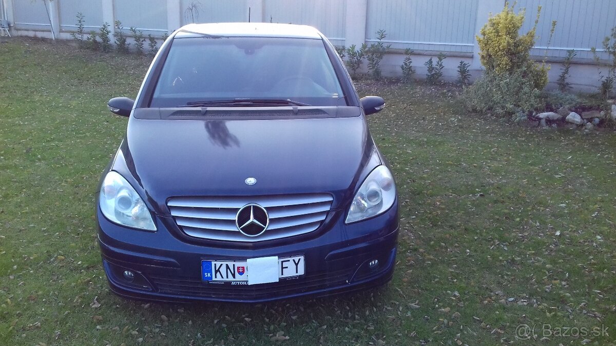 Mercedes B