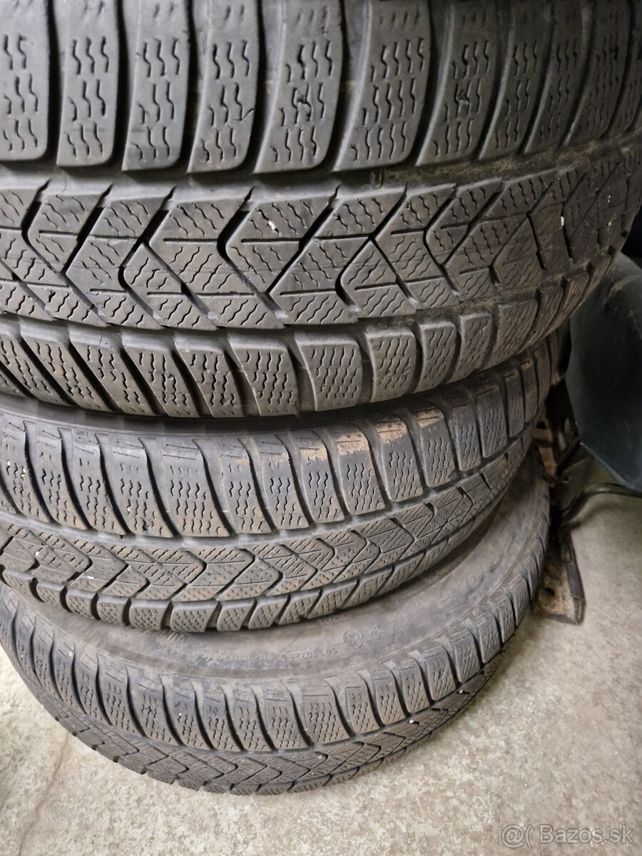 Zimne pneu 225/50r18