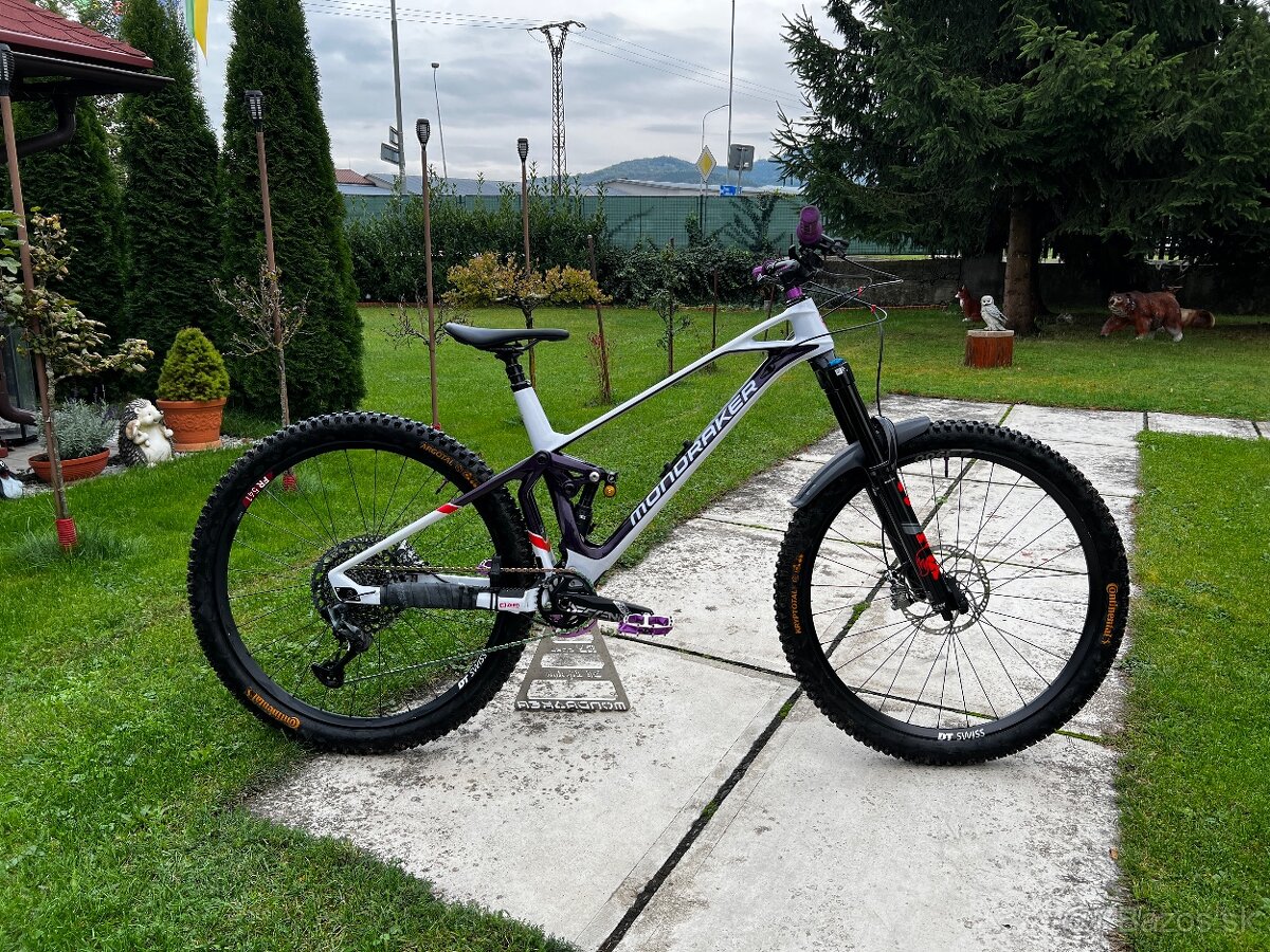 Mondraker Superfoxy Carbon R