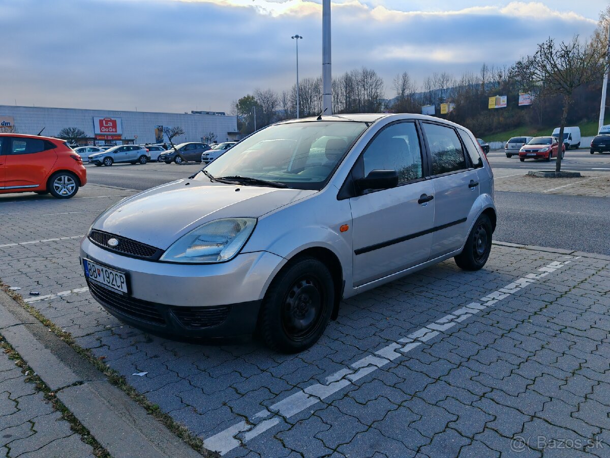 Ford Fiesta 1.3 benzín