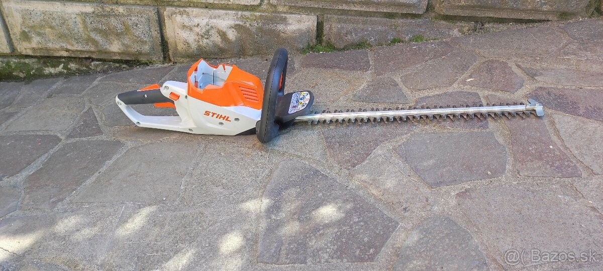 AKU nožnice na živý plot STIHL