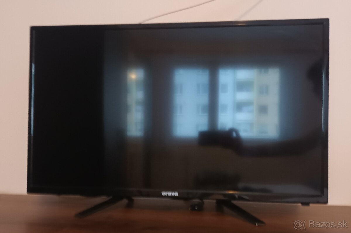 LED televízor Orava