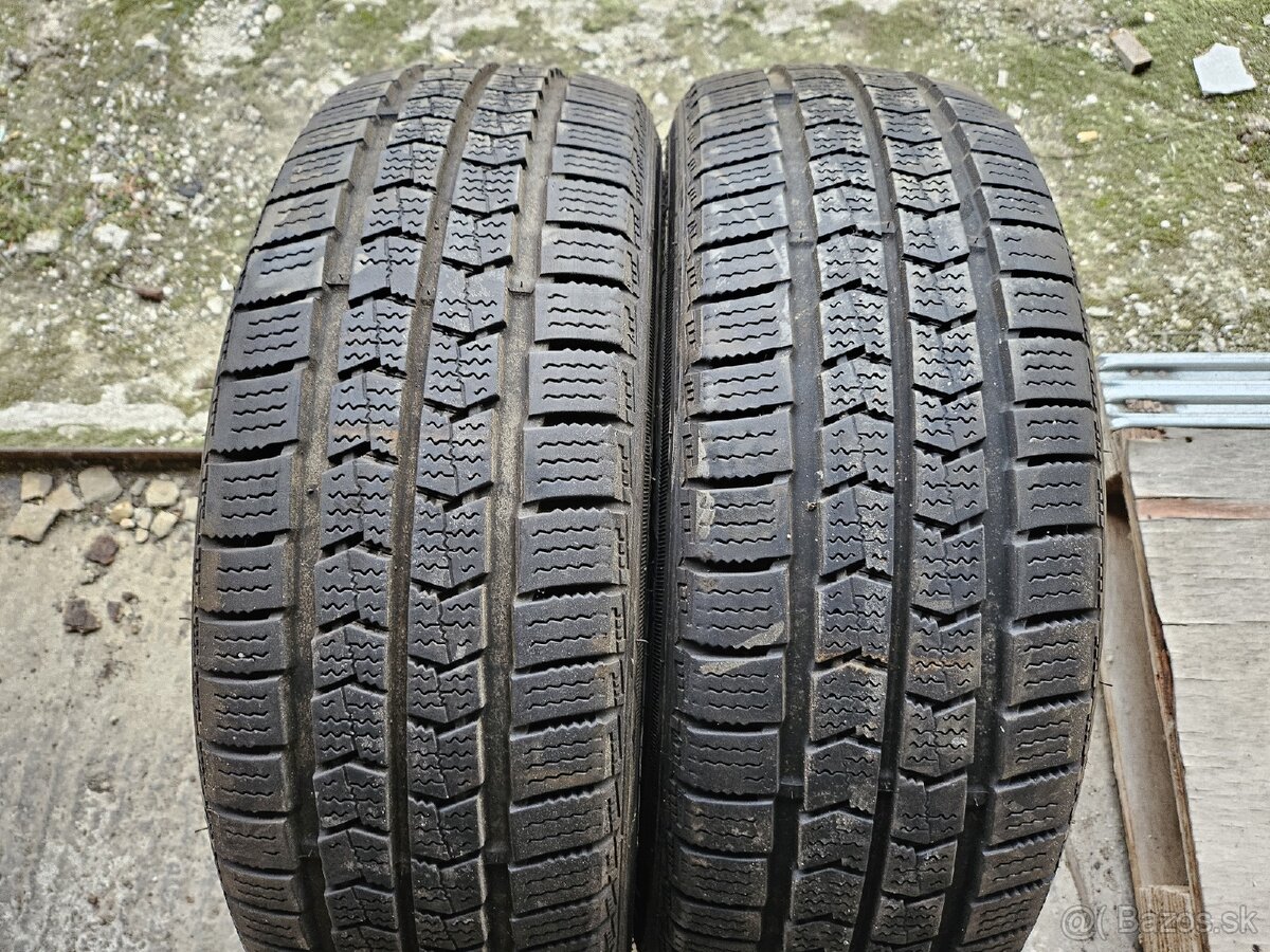 2x zimné pneu 195/60r16c