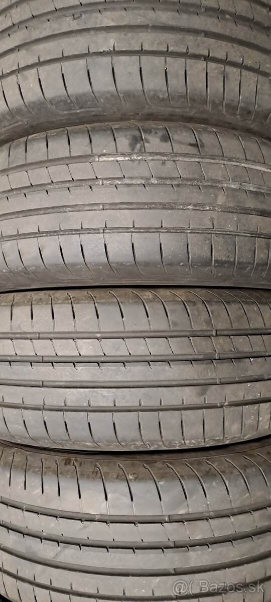 Predám 4ks jazdené letné 235/60r18-107V Good Year