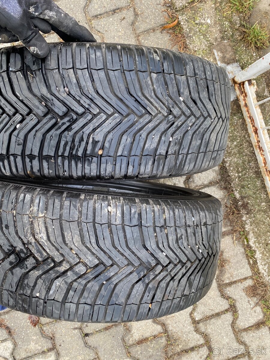 225/45 R17 Michelin cross climate