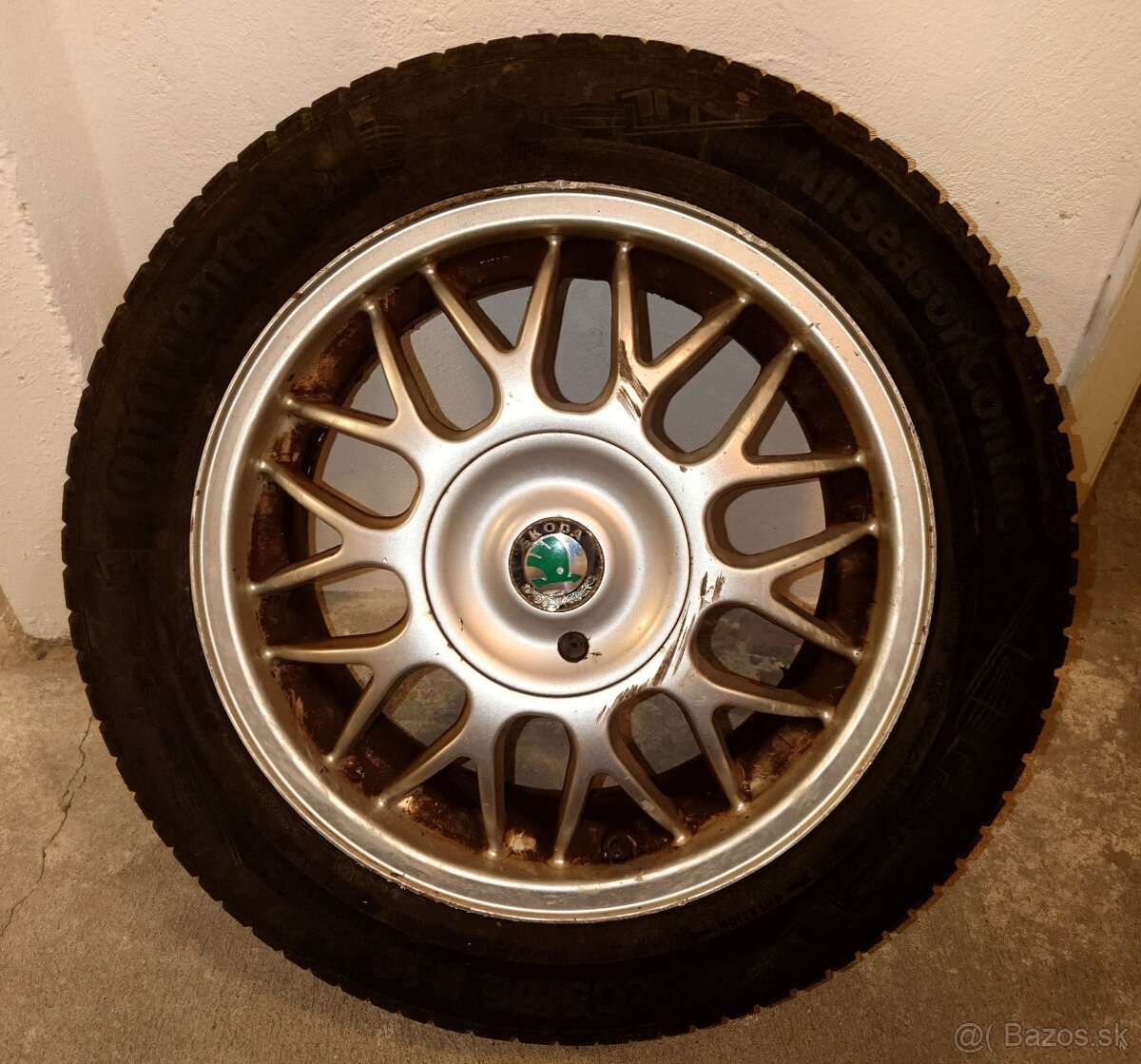 originál disky Škoda 205/55 R16 + celoročné pneu