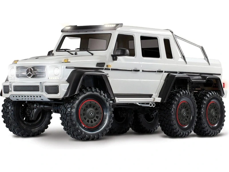 nový Traxxas TRX-6 Mercedes G 63 6x6 1:10 RTR bílý