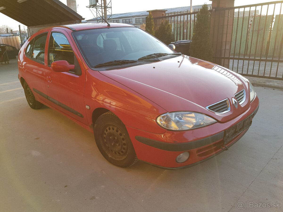 RENAULT MEGANE 1,9D  47KW  RV.2001