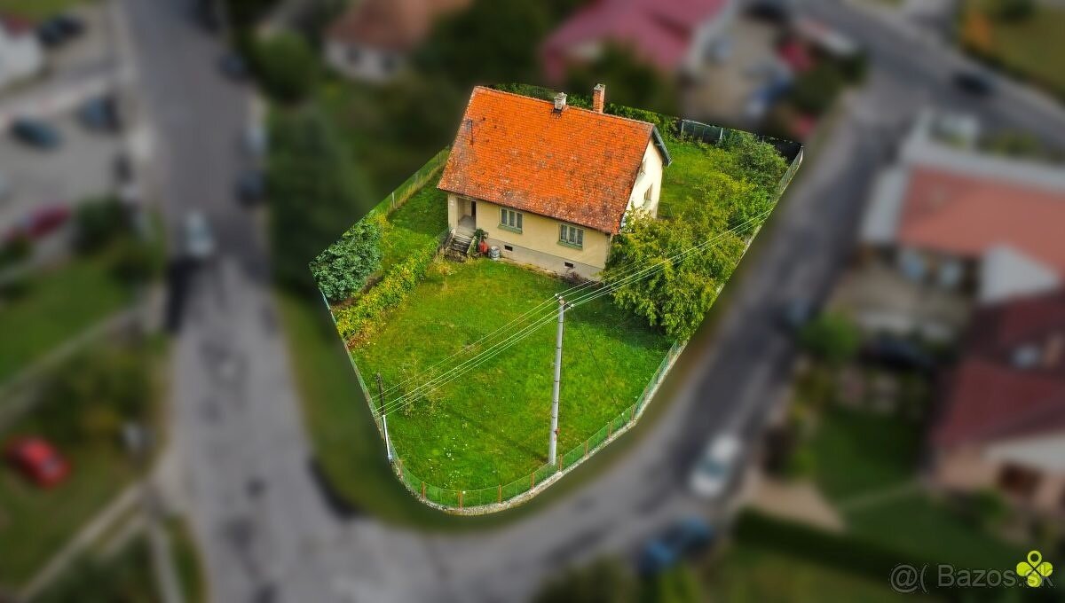 PRIESTRANNÝ RODINNÝ DOM NITRIANSKE RUDNO POZ. 970 m2