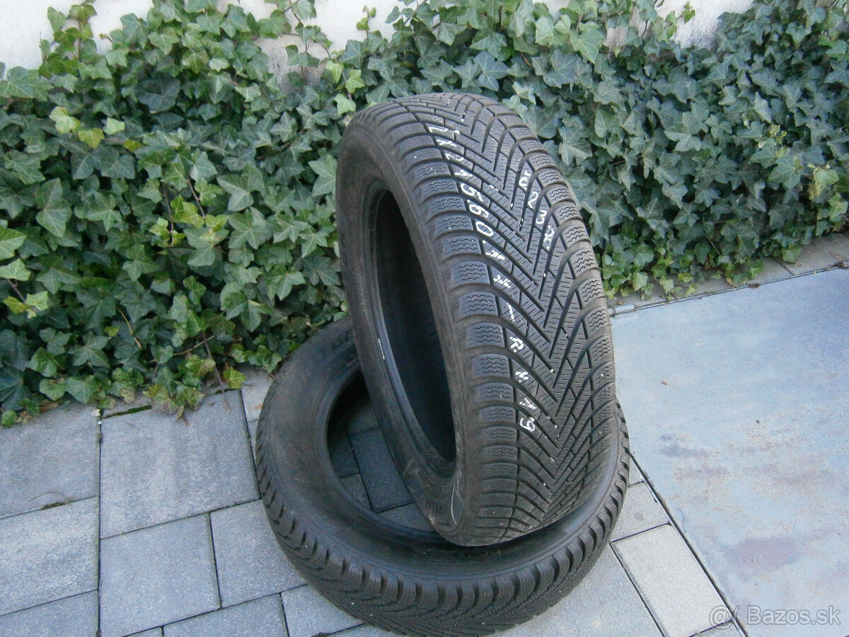 Predám 2x zimné pneu Pirelli 215/60 R17 96TXL