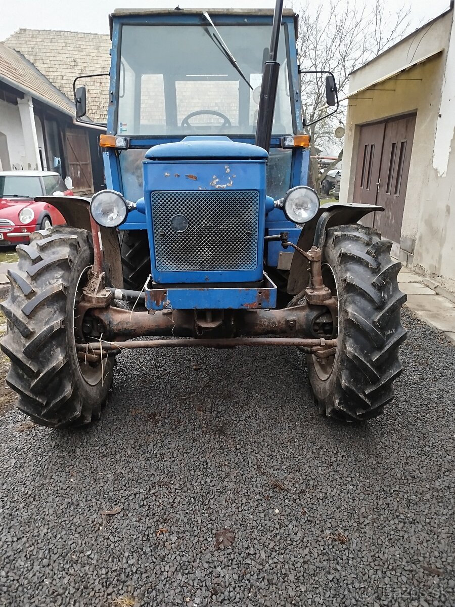 Predám traktor Zetor