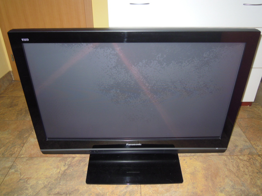 Plazmový televízor Panasonic Viera - uhlopr. 95 cm