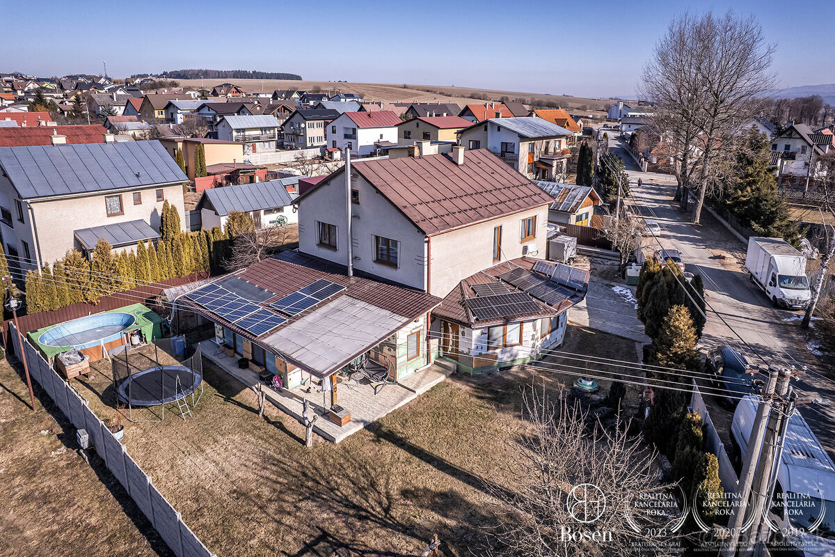 BOSEN | Priestranný rodinný dom v obci Veľká Lomnica