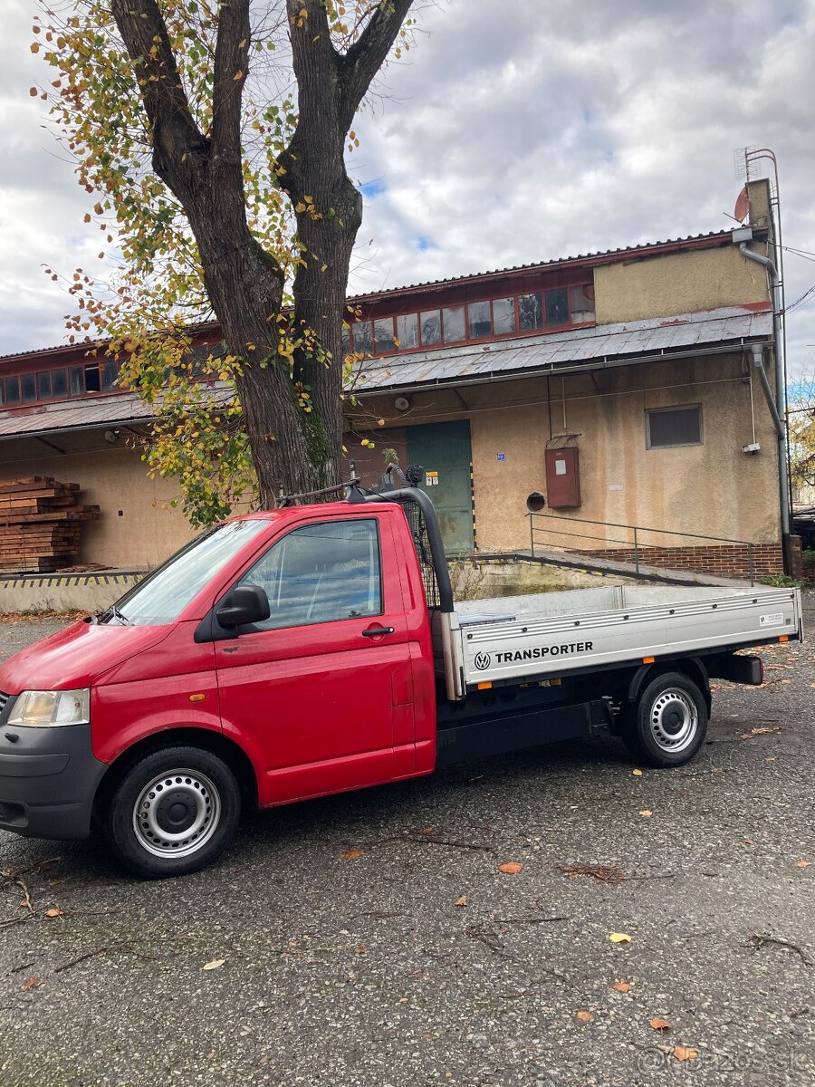 Valník s hydraulickou rukou Transporter T5 1,9TDi