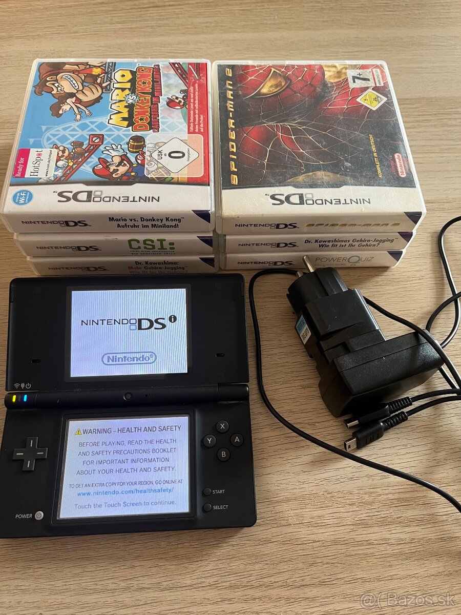 NINTENDO DSI BLACK + HRY