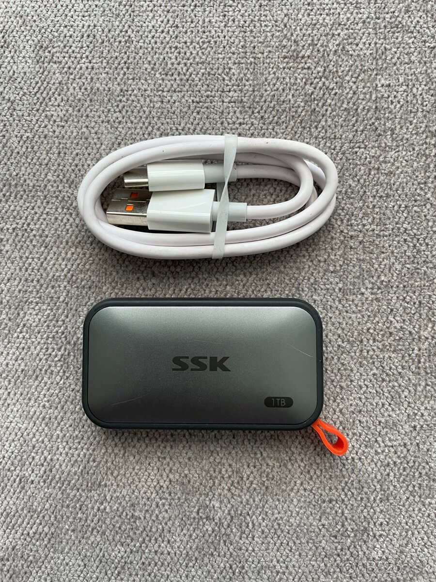 Externý SSD disk SSK / Sandisk 1TB