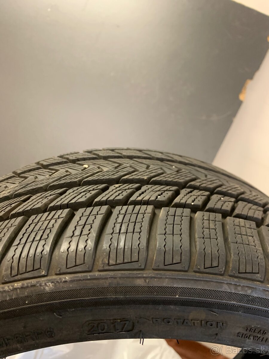 225/40 R18 a 255/35 R18 zimné pneu