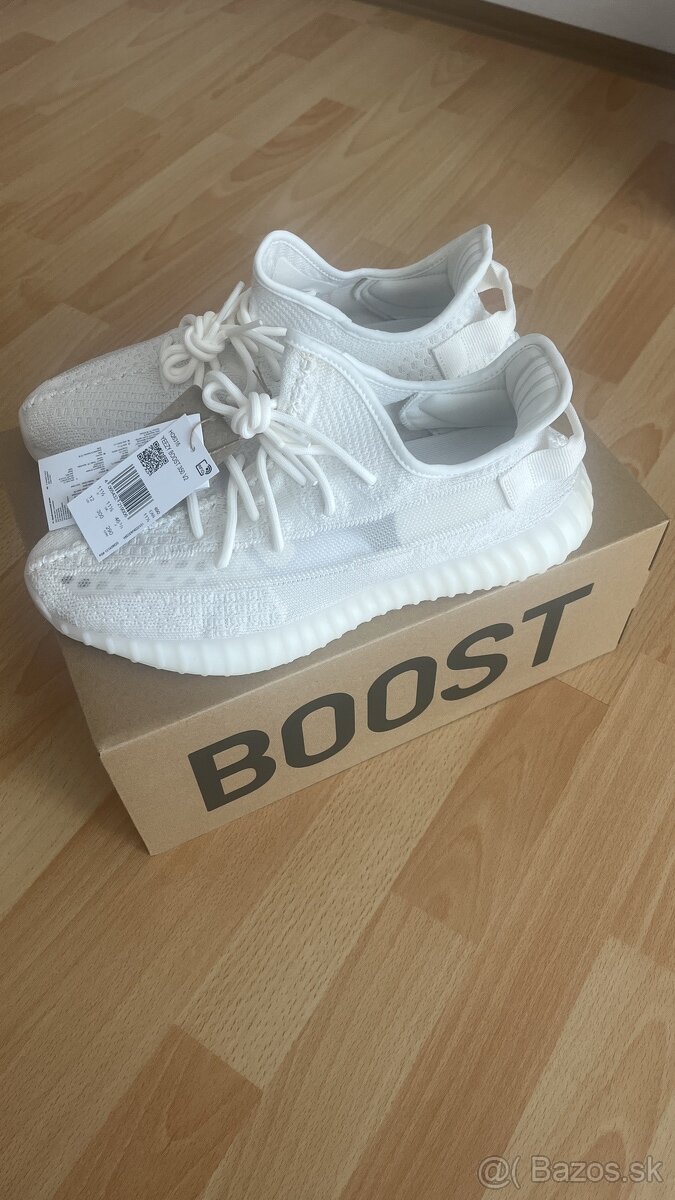 Predám Adidas Yeezy Boost 350 V2 Bone 46 2/3