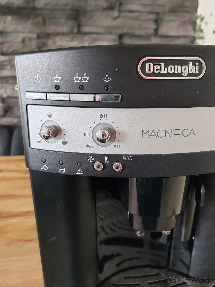 DeLonghi Magnifica