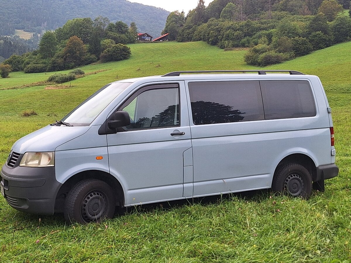 Volkswagen Transporter T5 1.9 Tdi 77 kw  6 miestny + klima