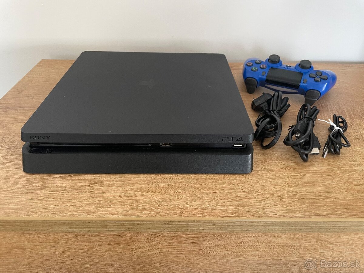 PS4 Slim 500GB + možnosť dukúpiť ovládač a hry - REZERVOVANÉ