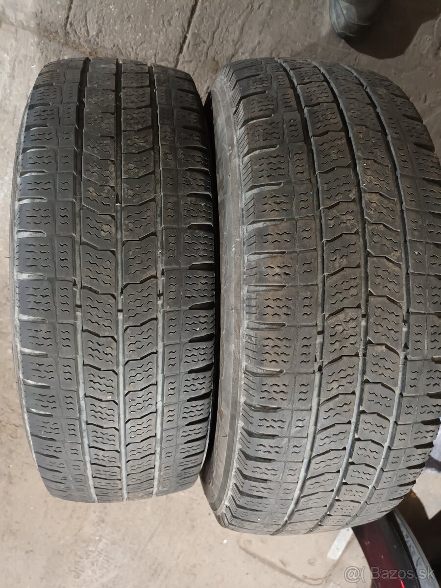 215/65r15c zimné