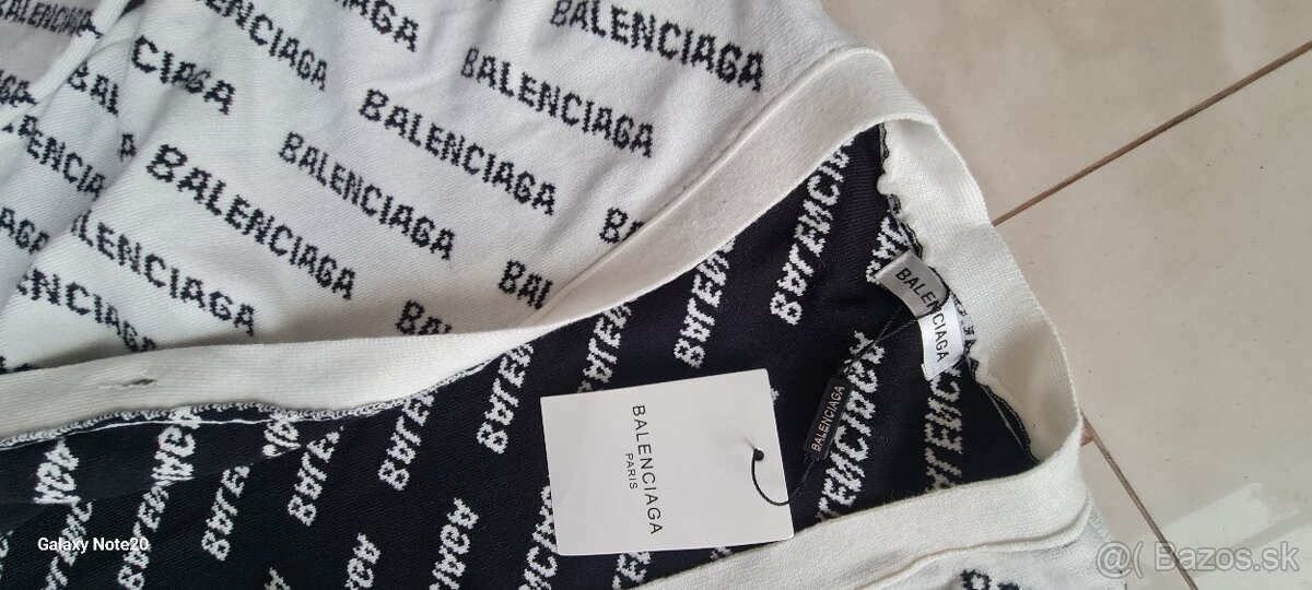 Balenciaga sveter L, XL