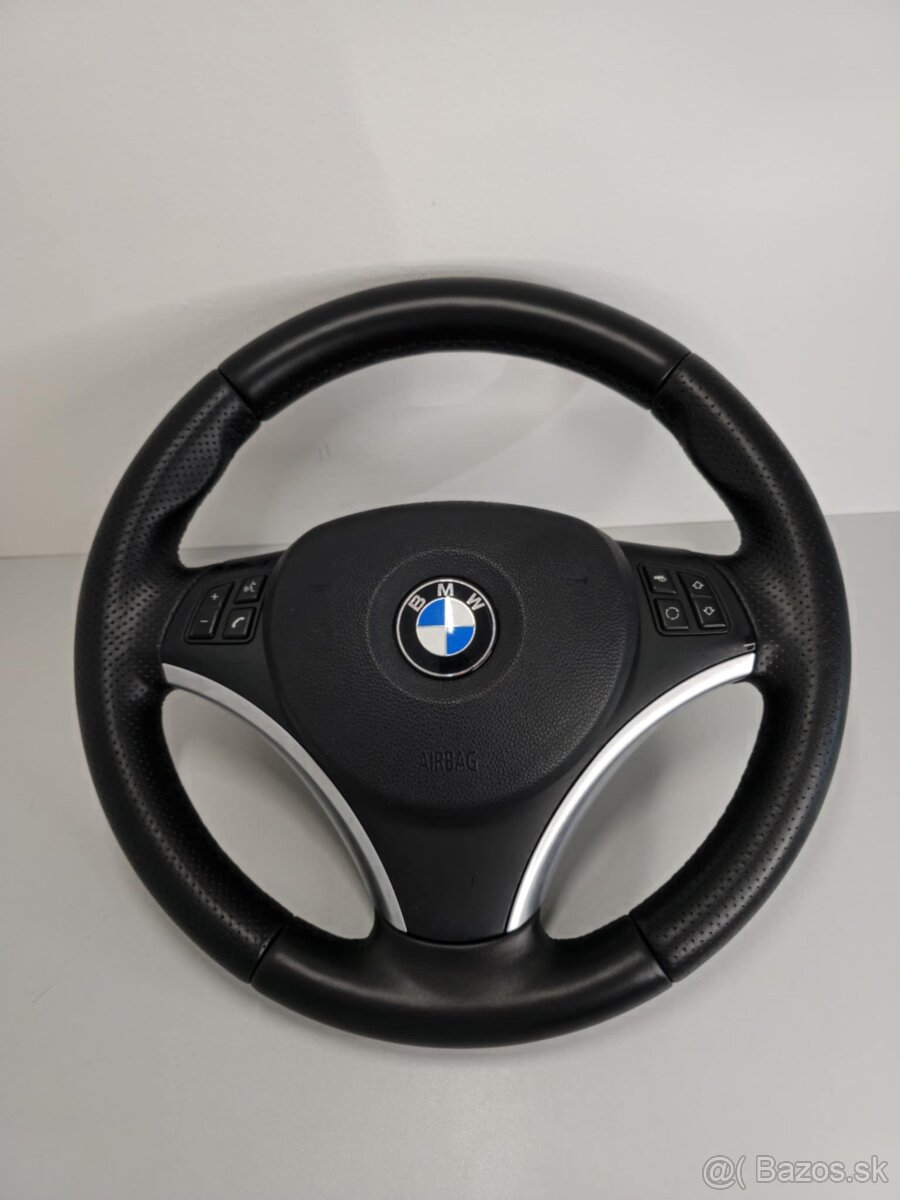 Perforovaný volant BMW e87 e90 e91 e92 e93