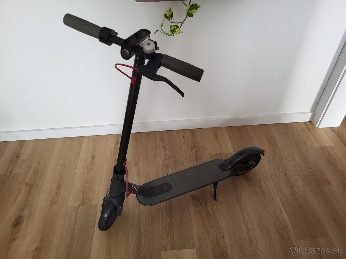 elektrická kolobežka Xiaomi MiJia scooter M365